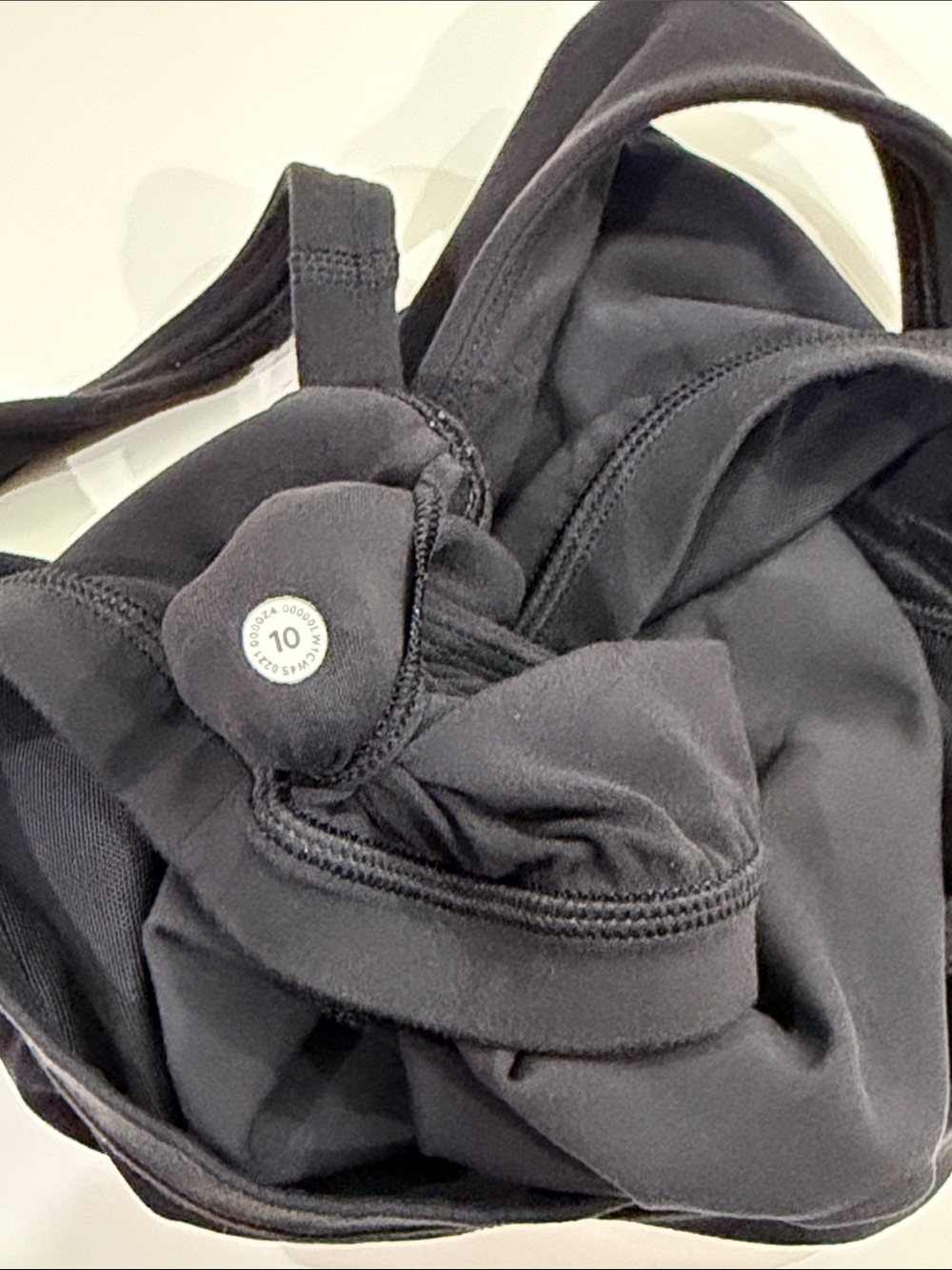 Lululemon Black Seamless Crop Tank Top - Picture 5 of 5